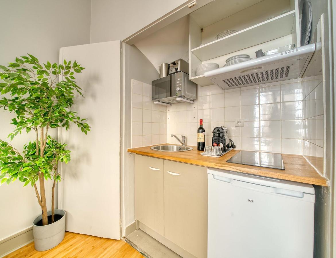 Appartement A DETRUIRE 10 - ne pas utiliser à Paris Extérieur photo