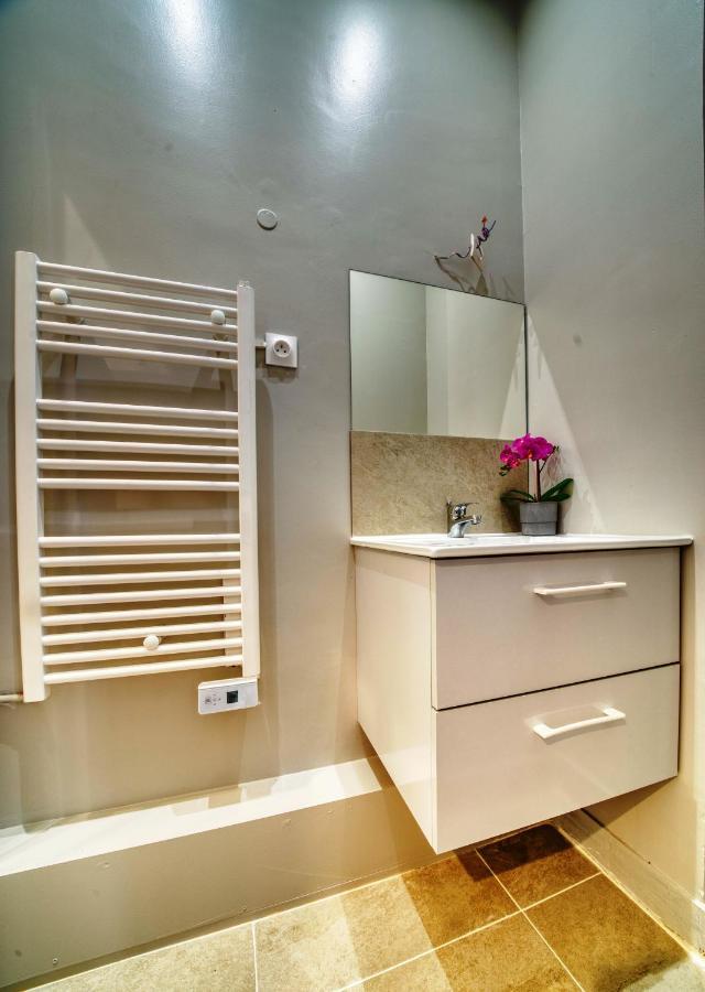 Appartement A DETRUIRE 10 - ne pas utiliser à Paris Extérieur photo